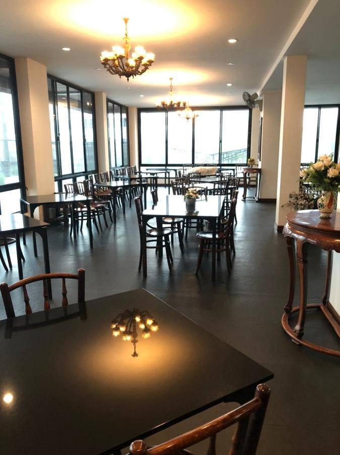 Hotel Iya 巴吞他尼 外观 照片