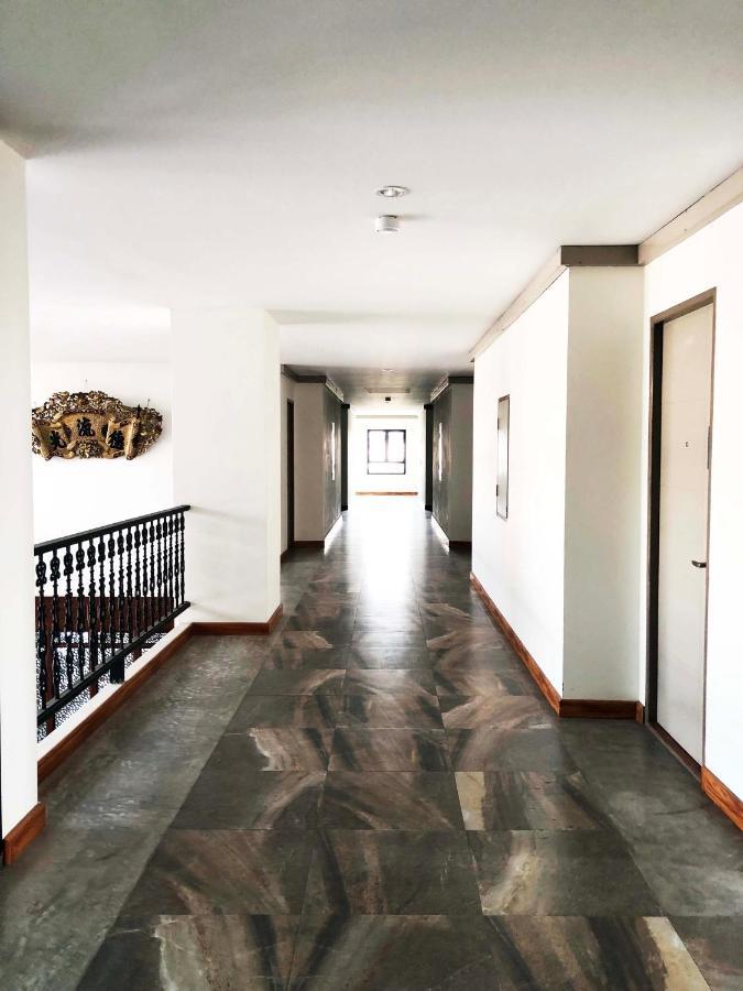 Hotel Iya 巴吞他尼 外观 照片